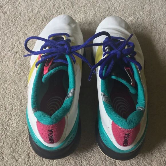 Vintage Reebok Easytone Retro Workout Shoes - Picture 3 of 12